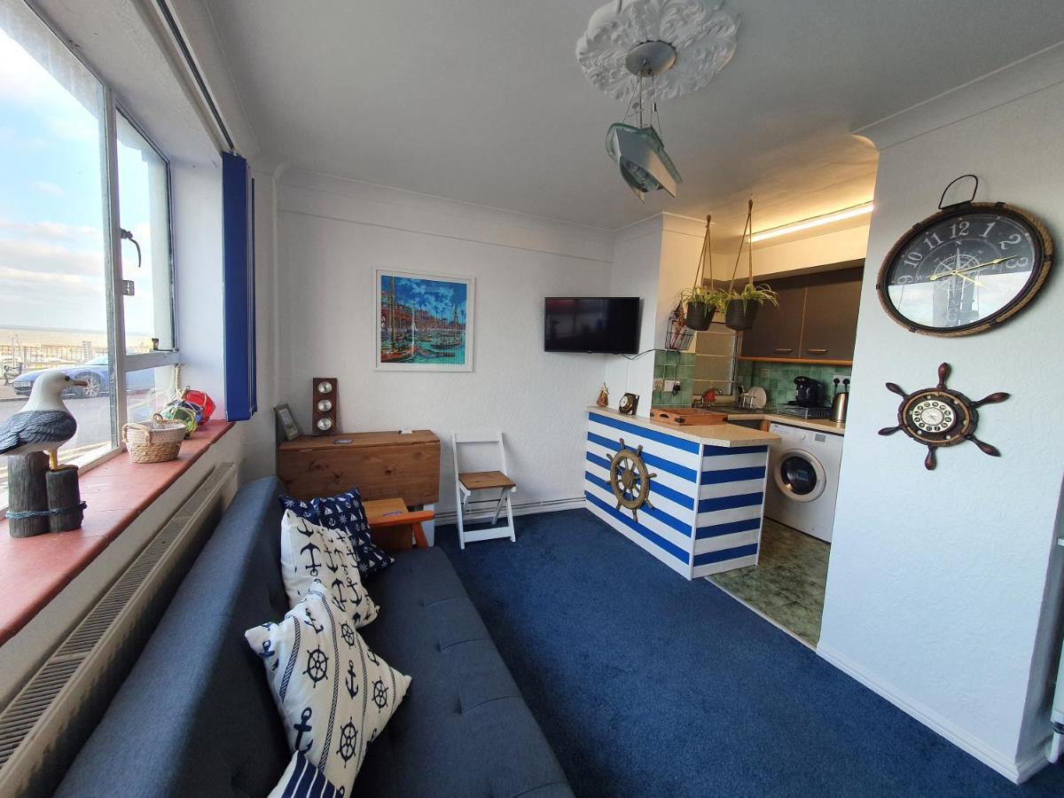 Apartment Hello Sailor *